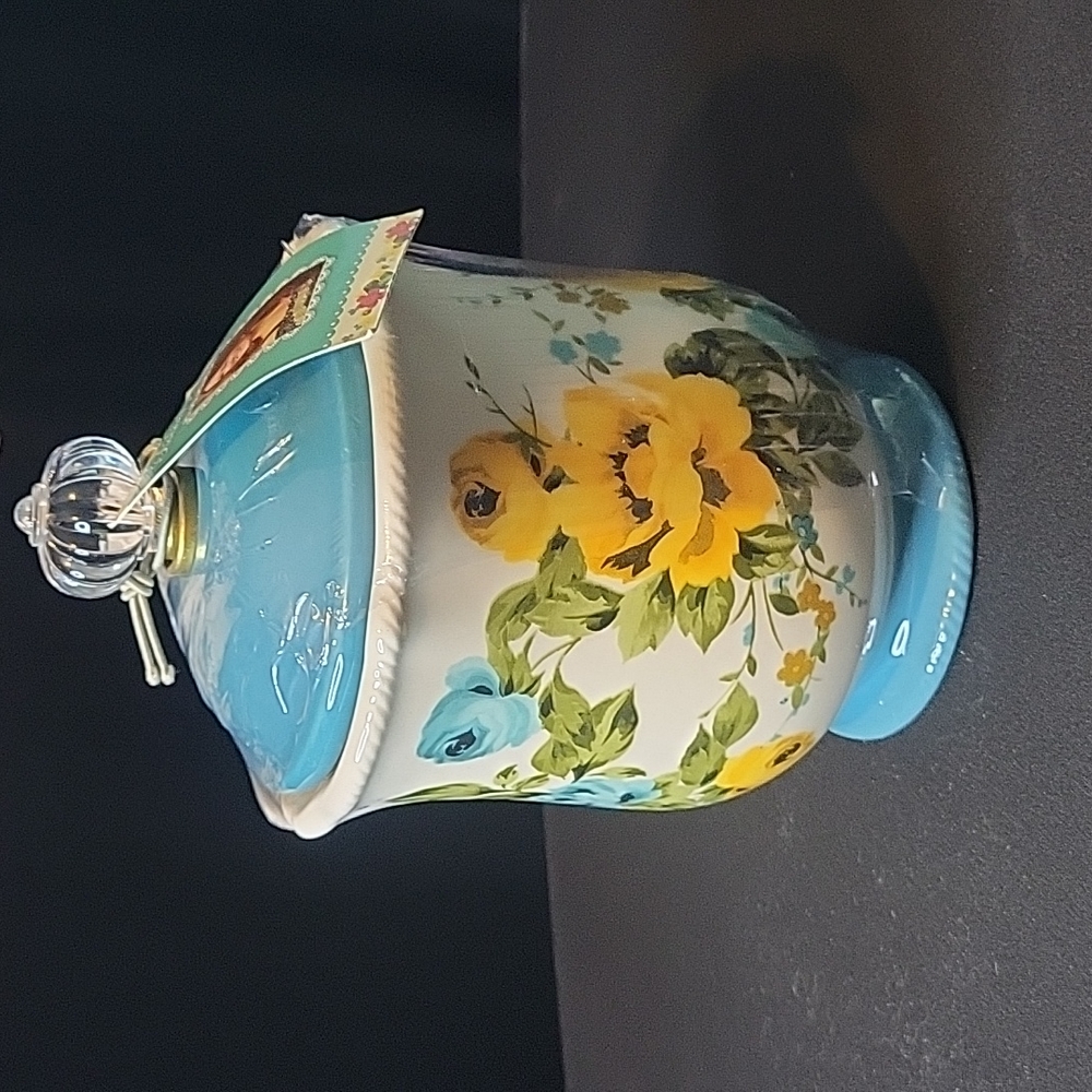 Pioneer Woman Canister